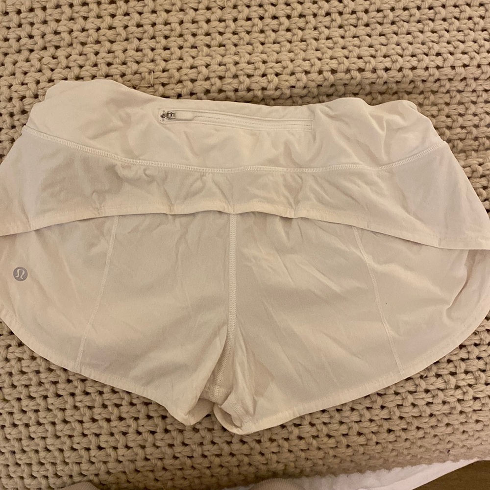 Lululemon Speed Up Shorts 2.5”